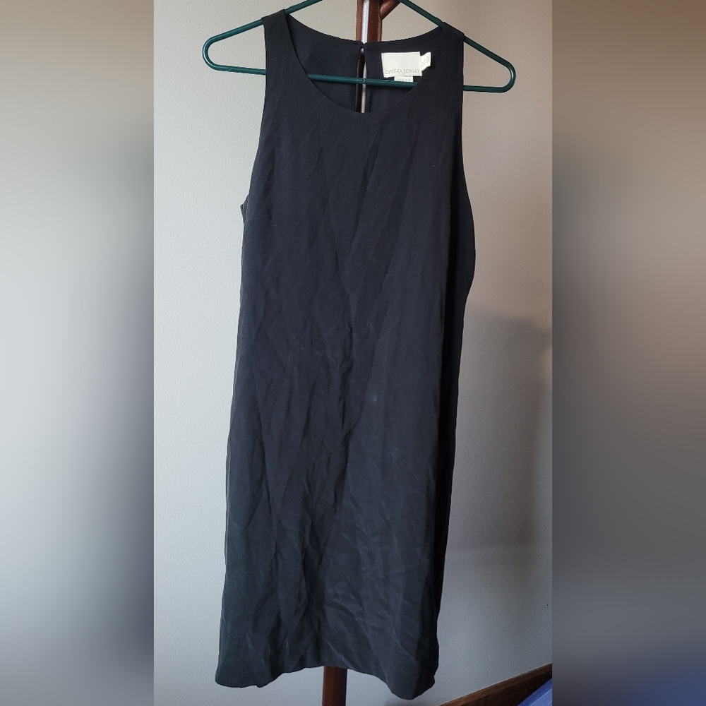 Elegant Black Sleeveless Dress